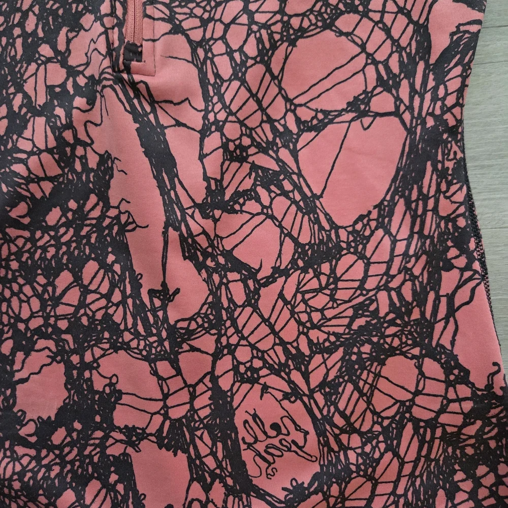 Nike Pro 1/2 Zip Pink and Gray Design Athletic Top
